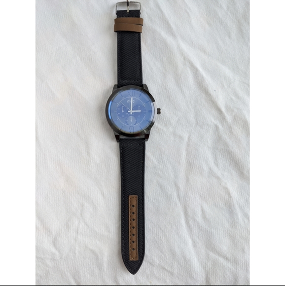 CCQ Watch - Picture 6 of 7